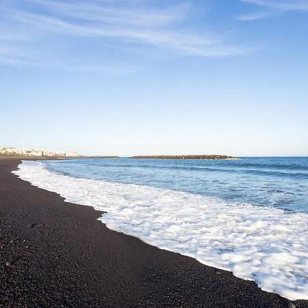 Home2book Cozy Apt Near The Seaside, Pool&terrace * Puertito de Guimar